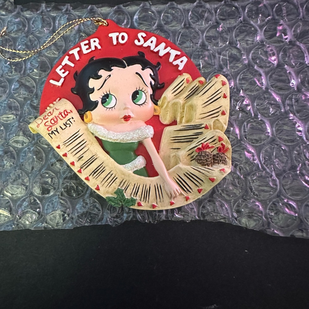 Danbury Mint Red and Cream Holiday Ornament